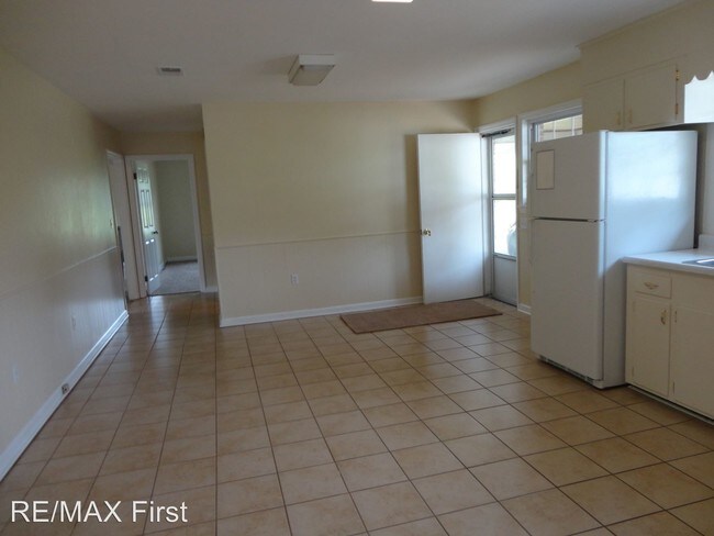 Foto del edificio - 3 br, 1 bath House - 2952 Ellejoy Road