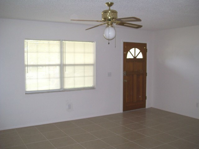 Foto del edificio - APPLICATION PENDING4 bedroom 2 bath home
