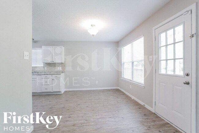 Foto del edificio - 2911 Cypress Island Dr