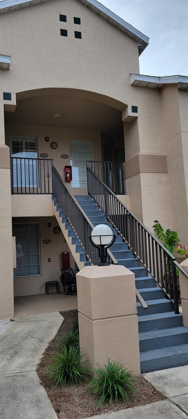 Foto del edificio - 1001 Royal Troon Ln