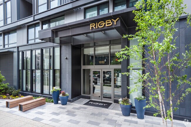 Entrada - Rigby