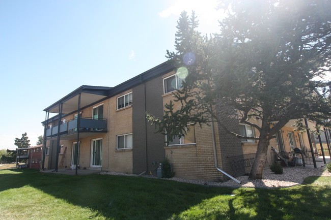 Building Photo - Fenton Street Apartments