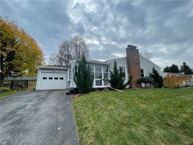 Foto del edificio - 511 Richards Rd