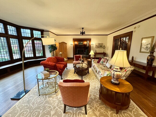 Foto del edificio - 3085 Fairmount Blvd