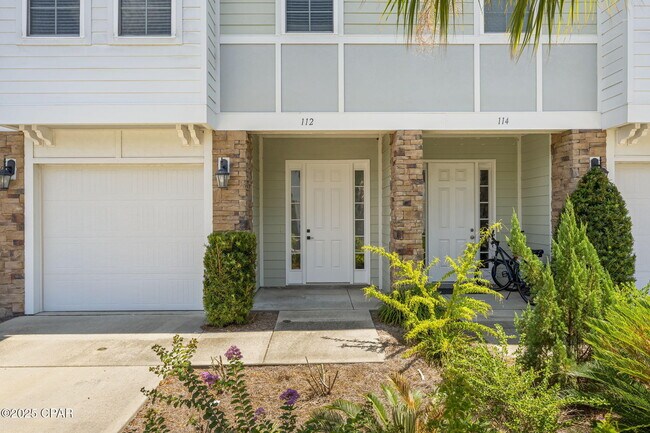 Foto del edificio - 112 Enchantment Falls Ln