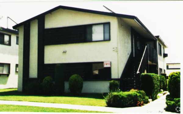 Building Photo - 146-152 N Grandview Ave