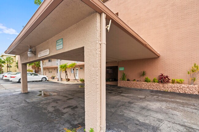Foto del edificio - 2615 NE 1st Ct