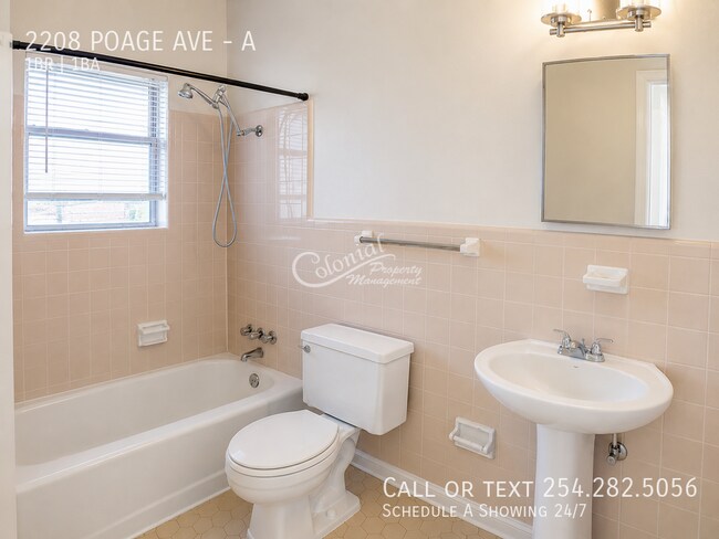 Foto del edificio - 2208 Poage Ave
