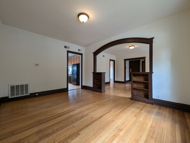 Foto del edificio - 3449 W Schubert Ave