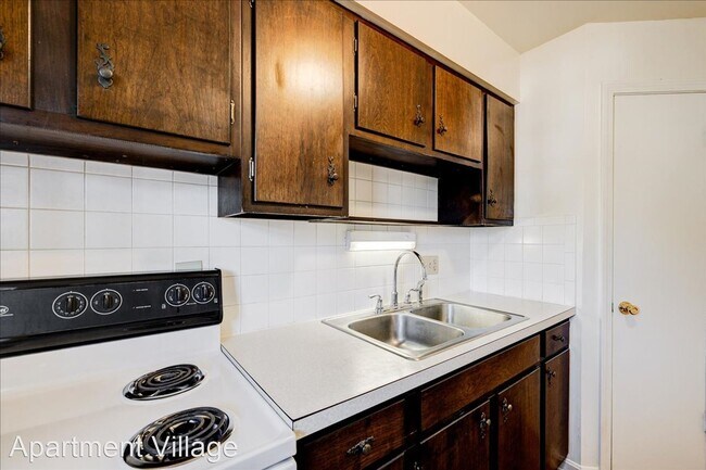 Foto del edificio - 2 br, 1 bath House - 2910 Ravenswood Dr