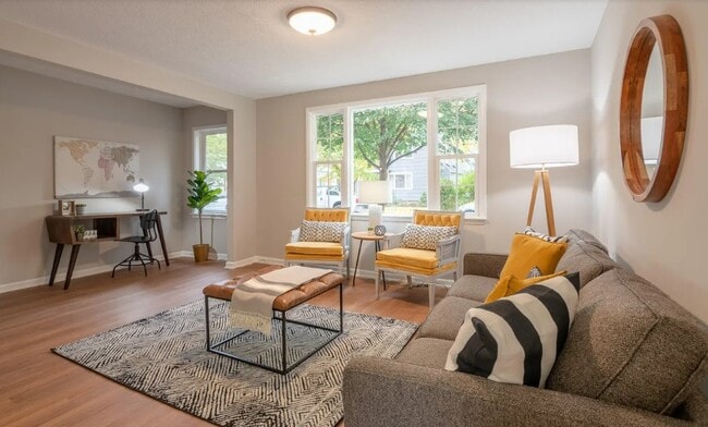 Foto del edificio - 1128 Mc Reynolds Ave NW