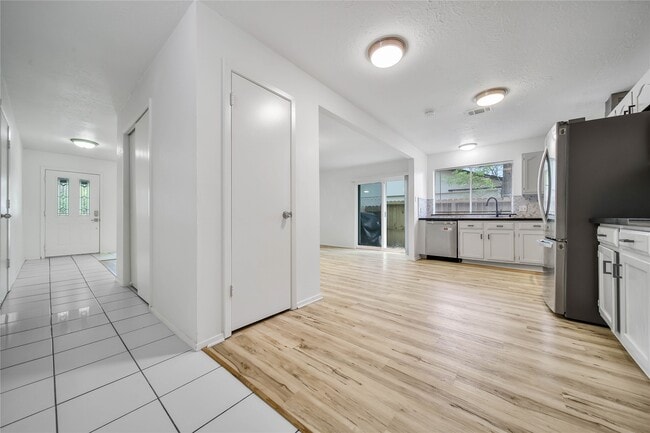 Foto del edificio - 26 Green Field Pl