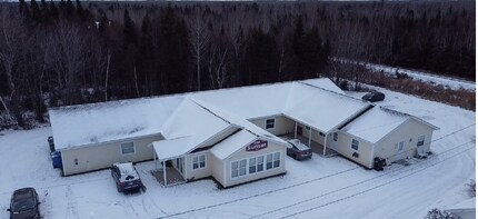 Building Photo - 289 Sunset Dr