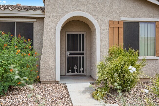 Building Photo - 42406 W Falling Star Dr