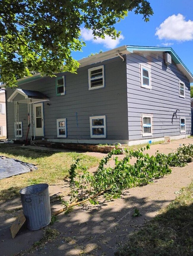 Building Photo - Coming Soon!