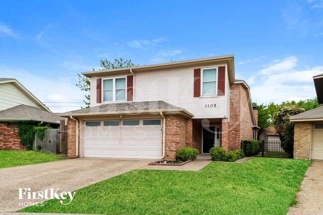Building Photo - 1105 Carrington Ct