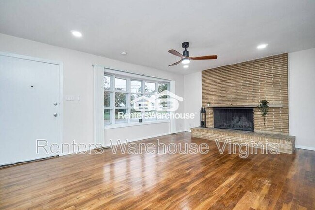 Foto del edificio - 2204 Helsley Ave