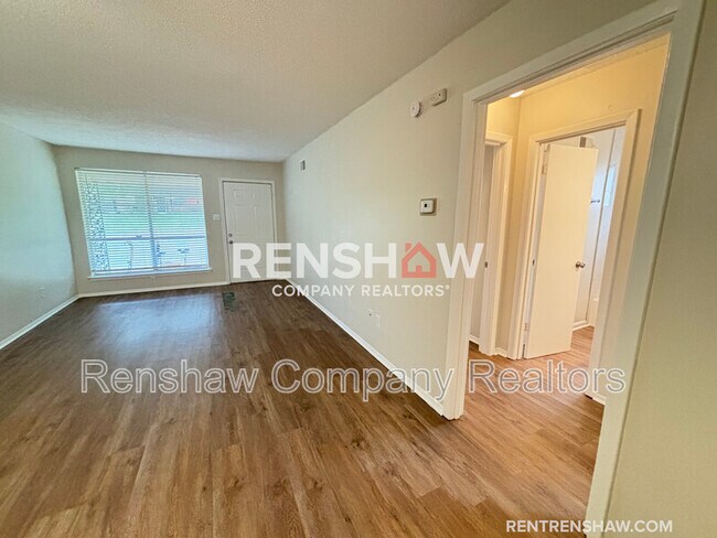 Foto del edificio - 2942 Ruskin Rd