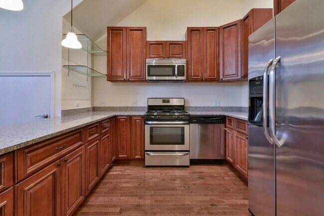 Foto del edificio - 1761 W Augusta Blvd