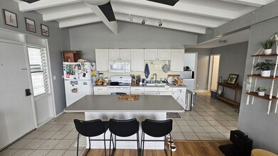 Building Photo - 1257 Mokapu Blvd