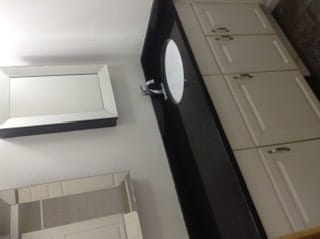 Master bat - 1447 E 155th Pl