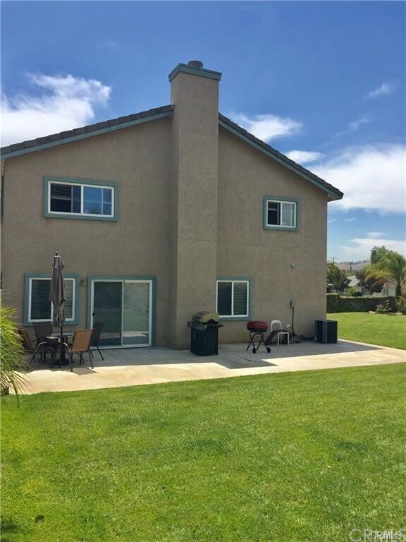 Building Photo - 1527 Esparza Ct