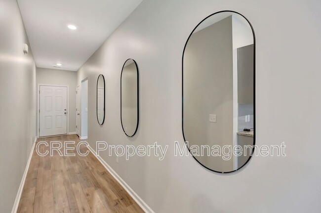 Foto del edificio - 494 Spanish Wells Rd