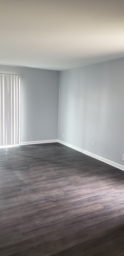 Foto principal - 370 Wallace Rd