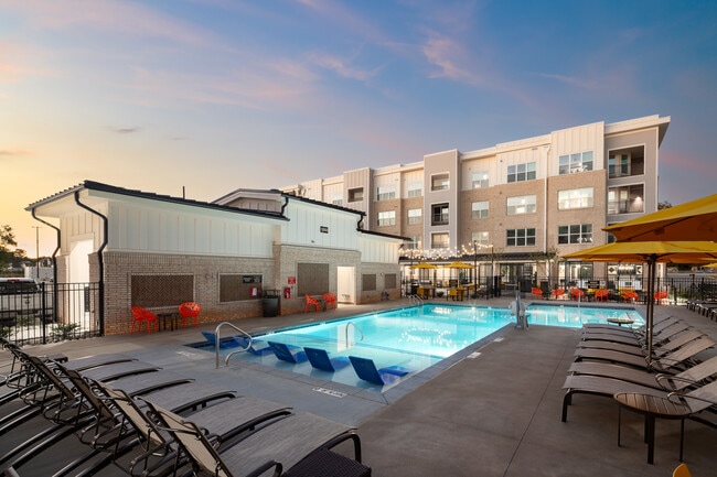 Building Photo - Abberly Royal Creek Apartment Homes Building Photo - Abberly Royal Creek Apartment Homes