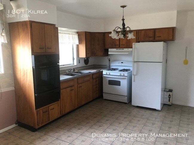 Building Photo - Charming ranch on cul-de-sac