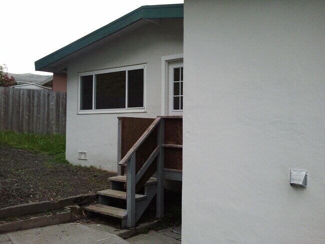 Foto del edificio - 139 Randolph Ave