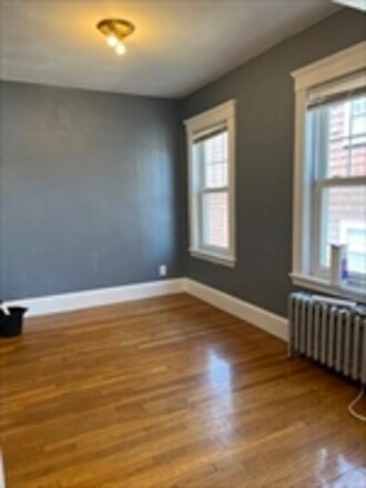 Building Photo - 291 Highland Ave