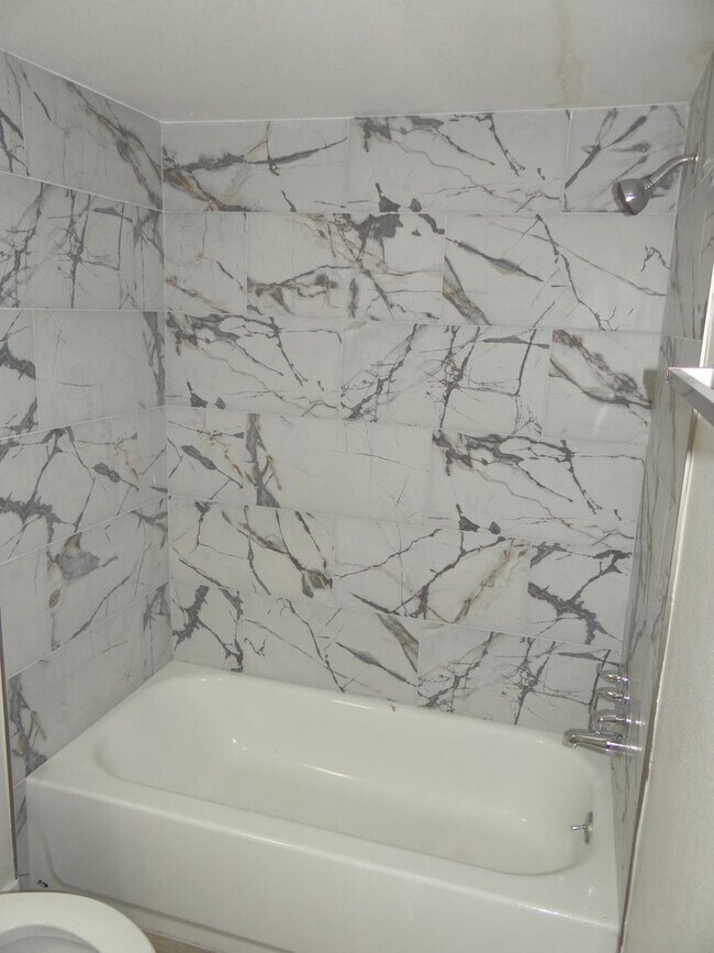 Foto del edificio - 7521 Dolonita Dr