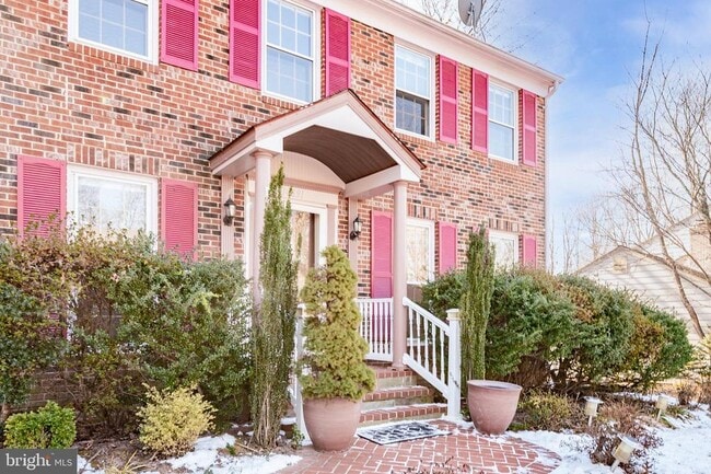 Building Photo - 10691 John Ayres Dr