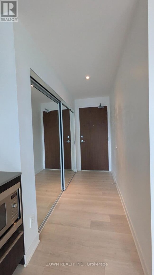 Building Photo - 90 Queens Wharf Rd