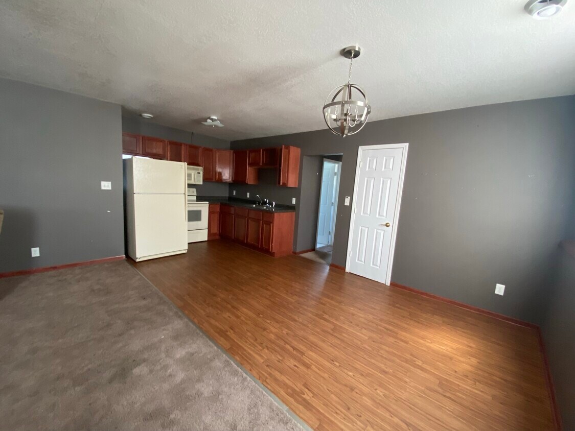 115 N Main St Unit 2, Janesville, MN 56048 115 N Main St Janesville