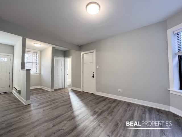 Foto del edificio - 0 bedroom in CHICAGO IL 60640
