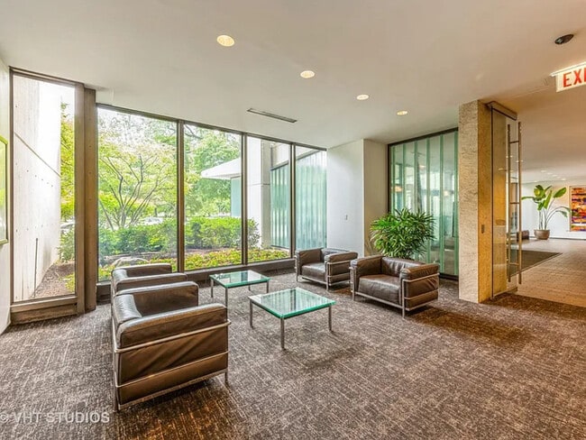 Building Photo - 2800 N Lake Shore Dr