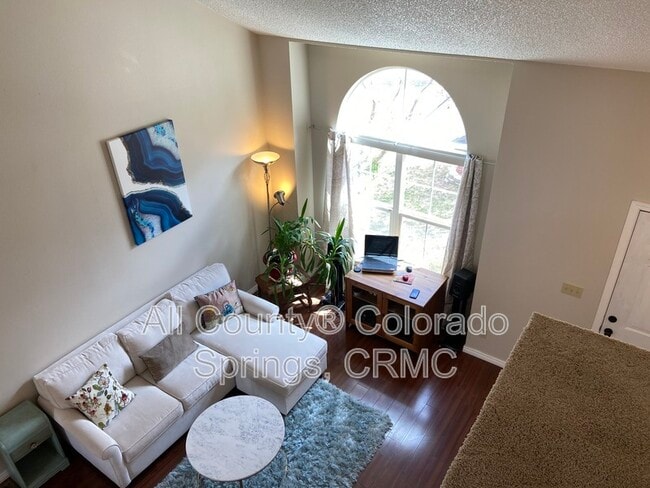 Building Photo - 2670 Hanovertown Dr