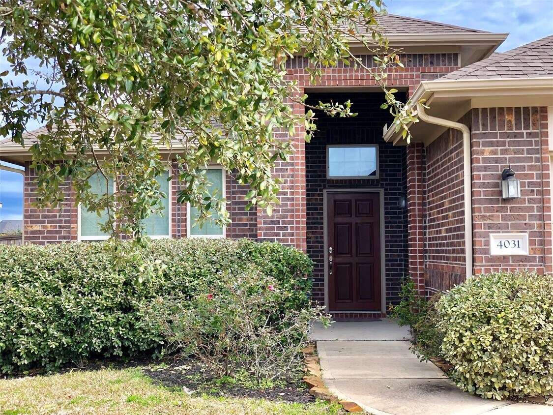 Foto principal - 4031 Addison Ranch Ln