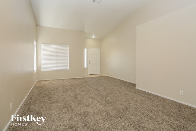 Building Photo - 3452 Canter Dr