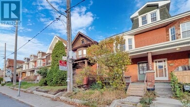 Building Photo - 329-329 Greenwood Ave