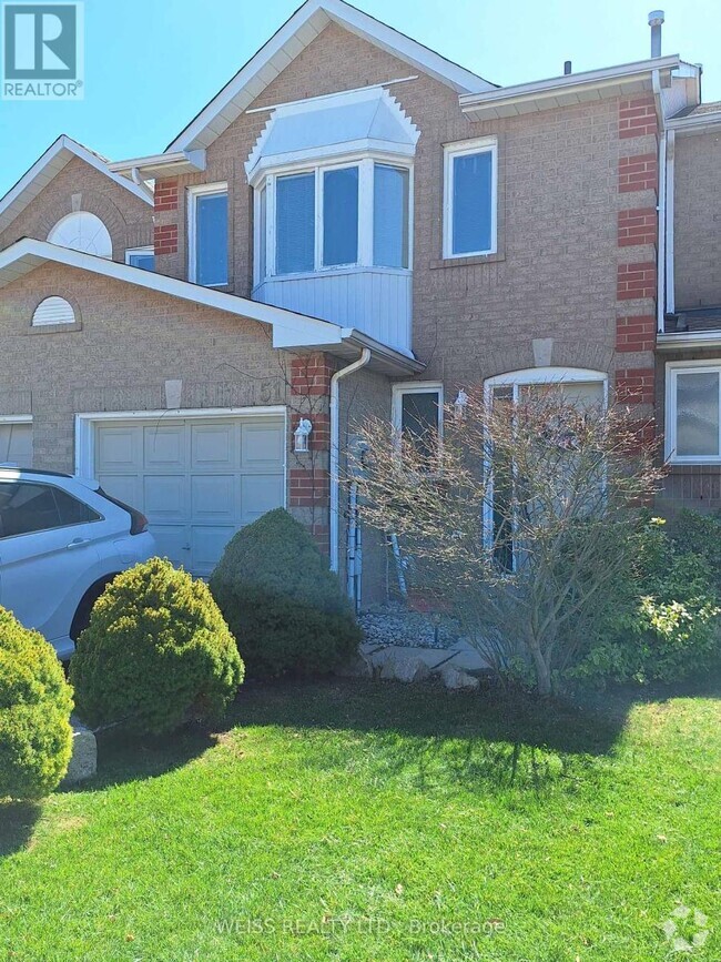 Building Photo - 2350-2350 Grand Ravine Dr