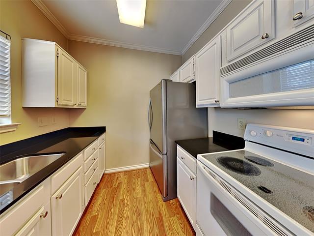 Building Photo - 3407 Binkley Ave