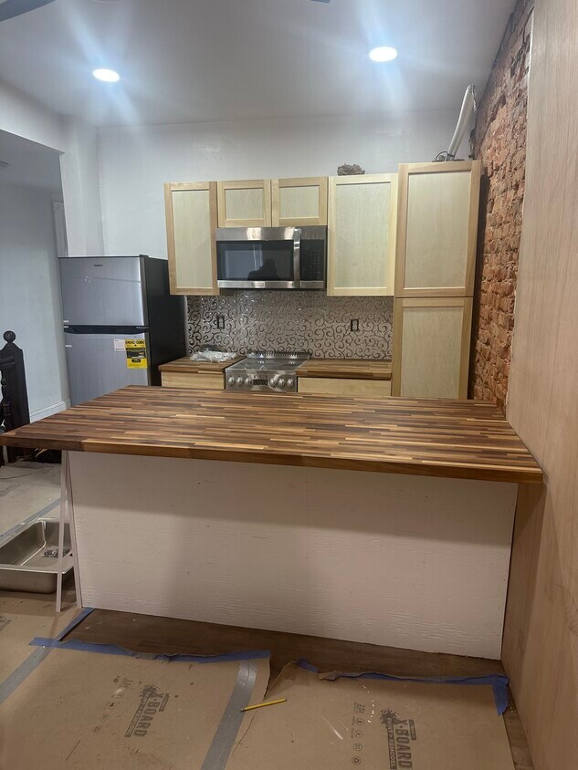 Foto principal - 5018 Wayne Ave
