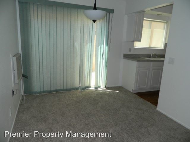 Building Photo - 2 br, 1 bath House - 399 Sierra Street Unit T
