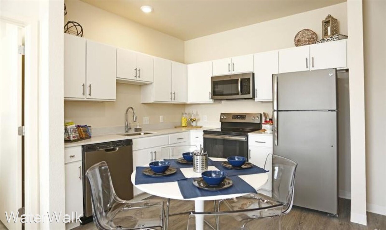 Foto principal - 11450 E Peakview Ave
