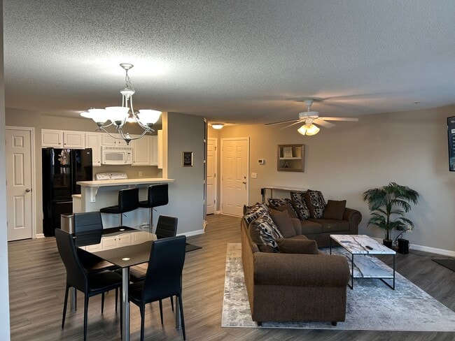 Building Photo - 4305 Timberbrooke Dr