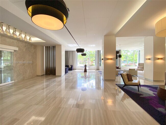 Foto del edificio - 100 Bayview Dr