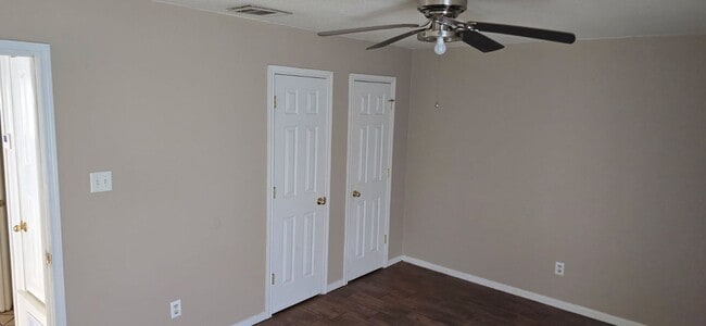 Building Photo - 3302 Alicante Ct